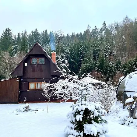 Ferienhaus Charming Klara With Sauna, Nature&privacy Near Prague