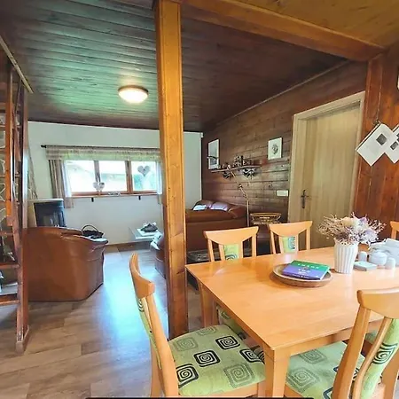 Charming Klara With Sauna, Nature&privacy Near Prague Casa vacanze Male Kysice