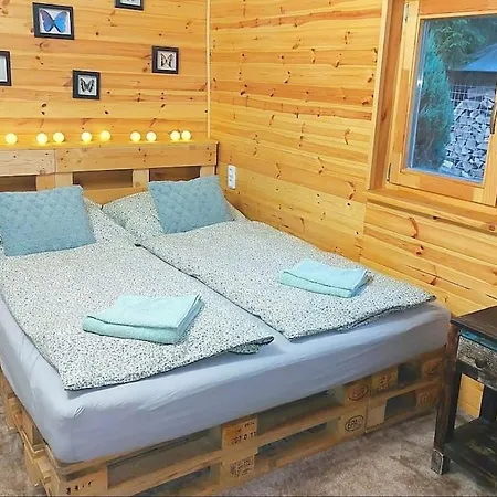 Charming Klara With Sauna, Nature&privacy Near Prague Casa vacanze